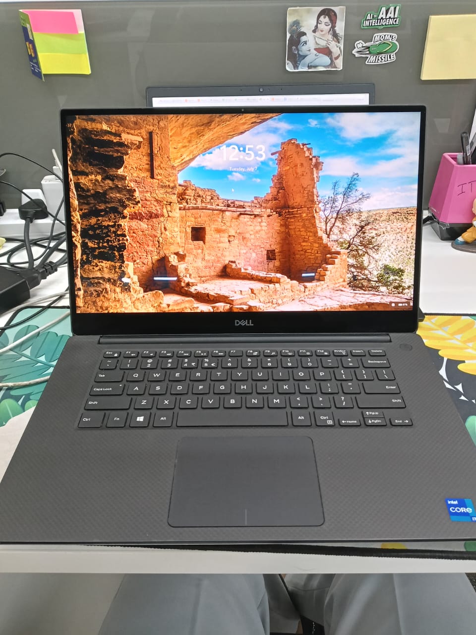 Dell Laptop Windows Lock Screen 01