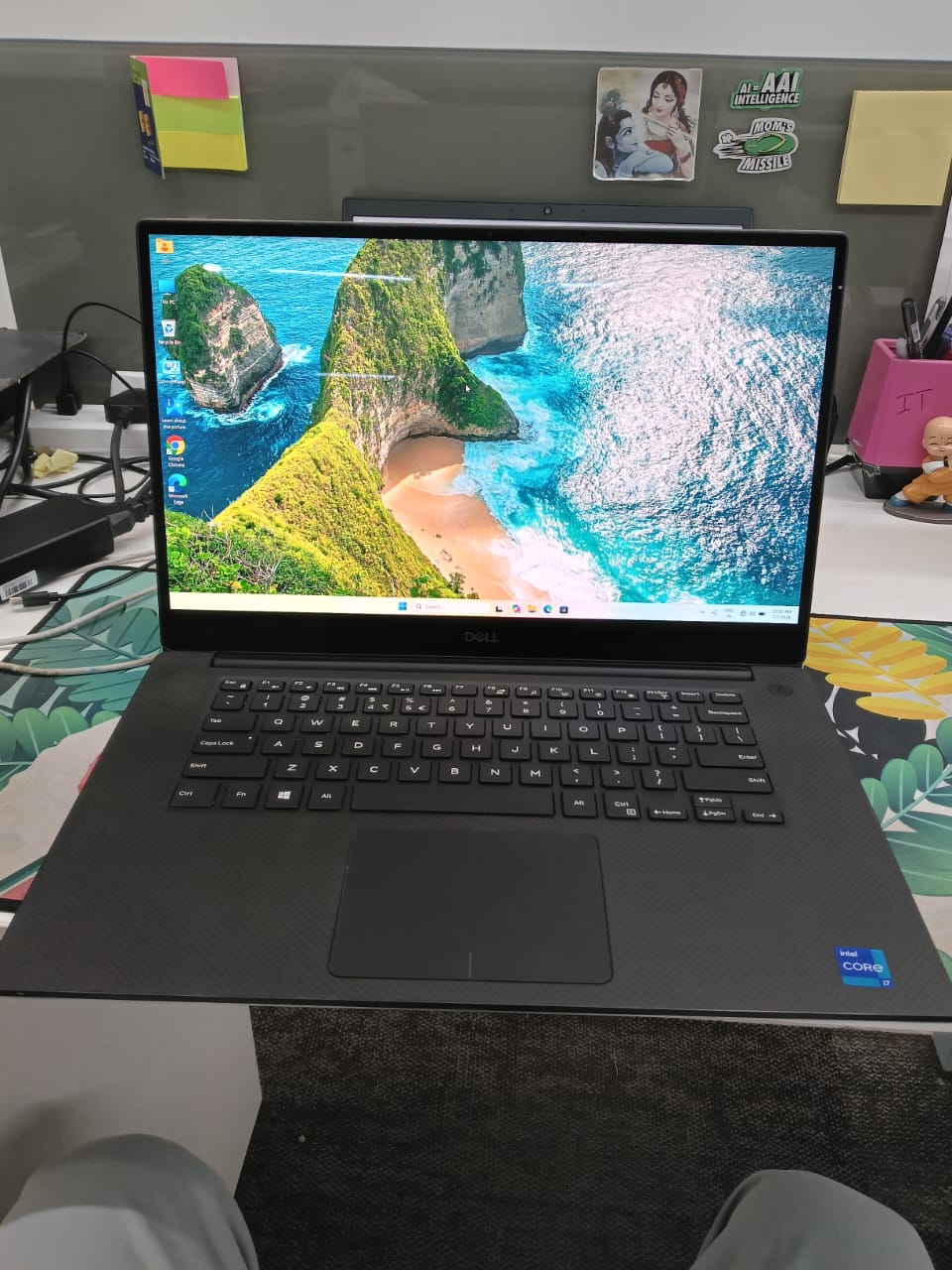 Dell Laptop Windows Lock Screen 02